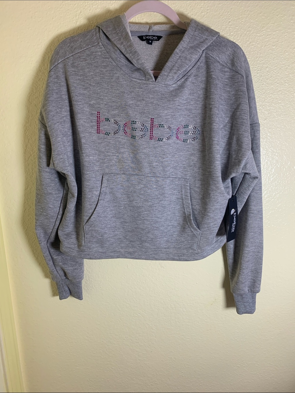 NWT bebe Light Gray Cropped Hoodie with Rhinestone Logo, Size M
